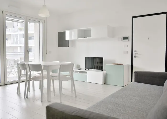 Luxury 3 Bedroom Apartment 100 Mq Next To Rho Fiera And San Siro